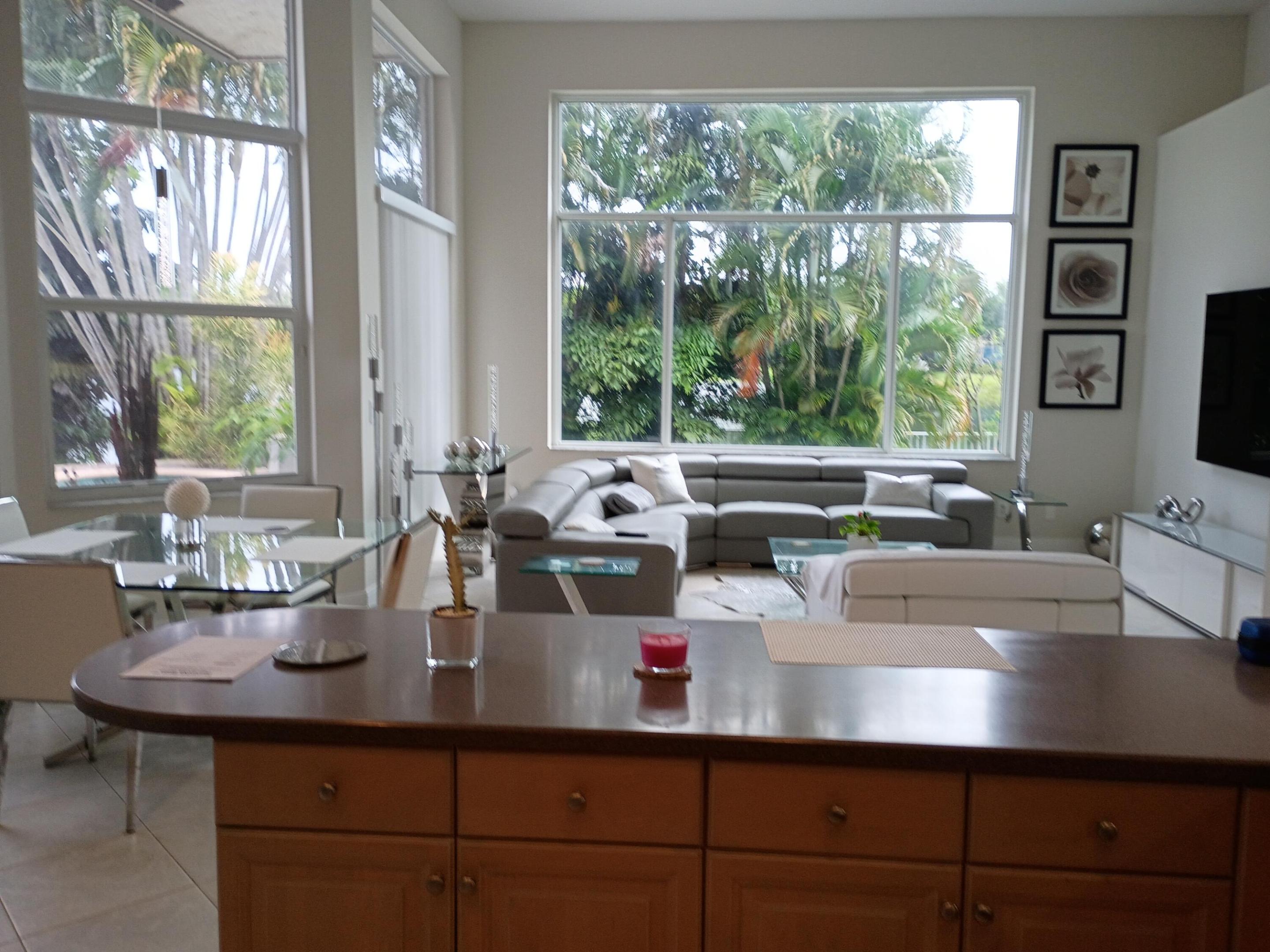 ROLLING HILLS GOLF ESTATES - Residential