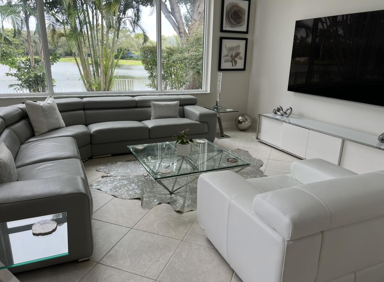 ROLLING HILLS GOLF ESTATES - Residential