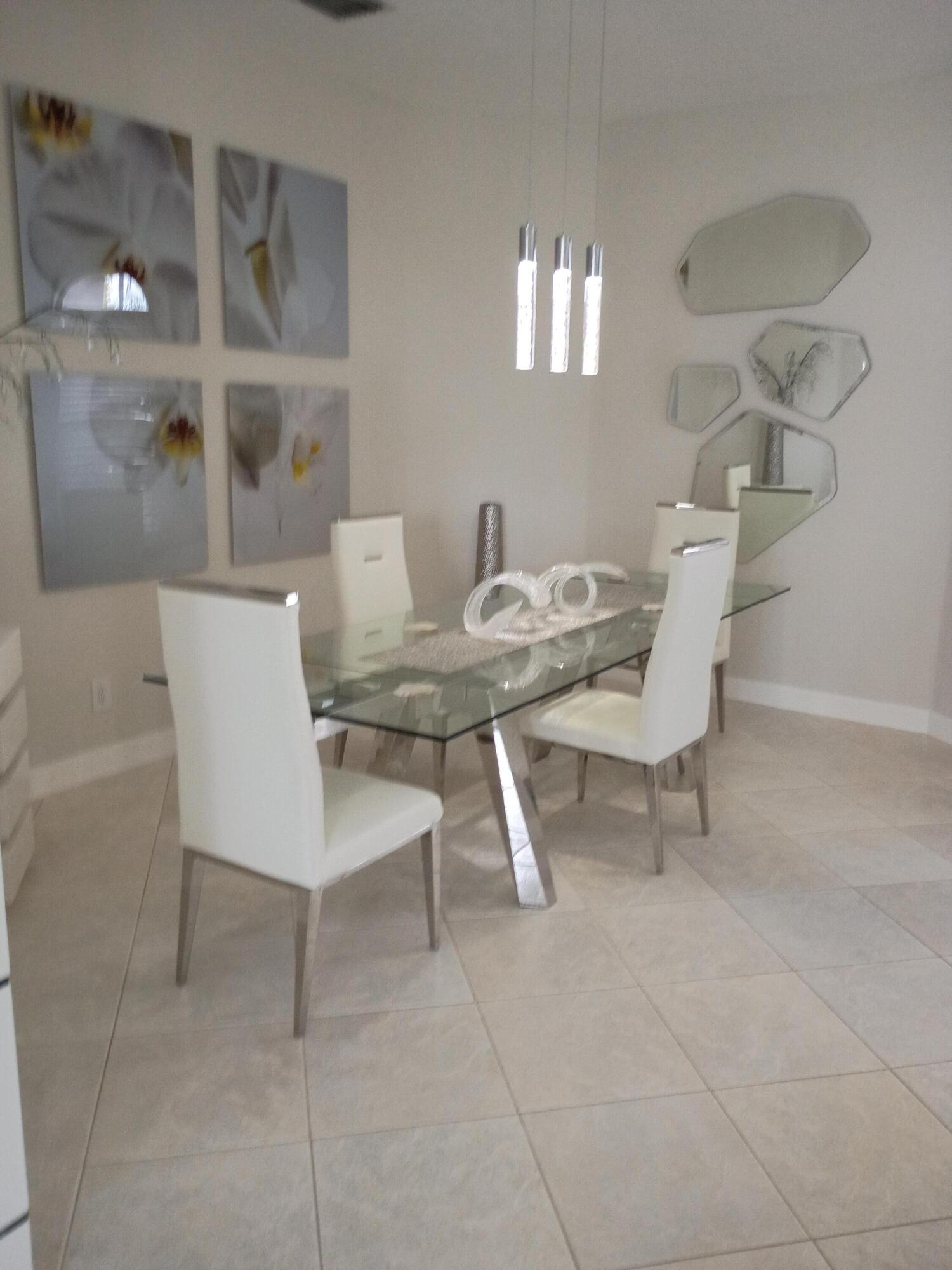 ROLLING HILLS GOLF ESTATES - Residential