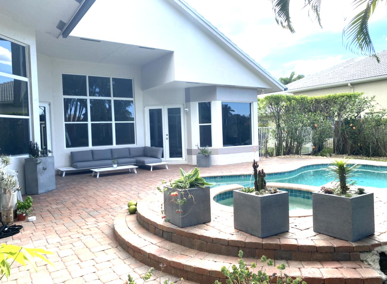 ROLLING HILLS GOLF ESTATES - Residential