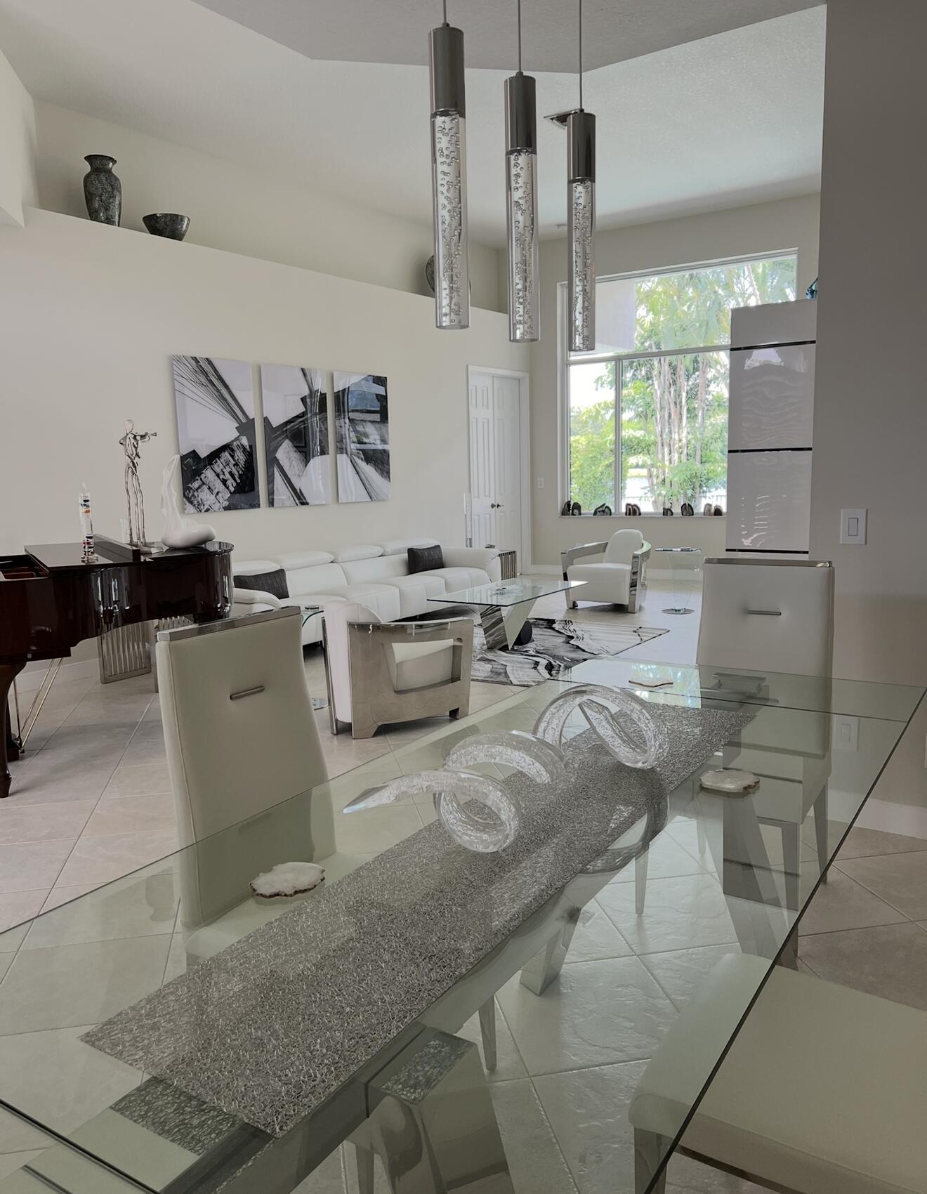 ROLLING HILLS GOLF ESTATES - Residential