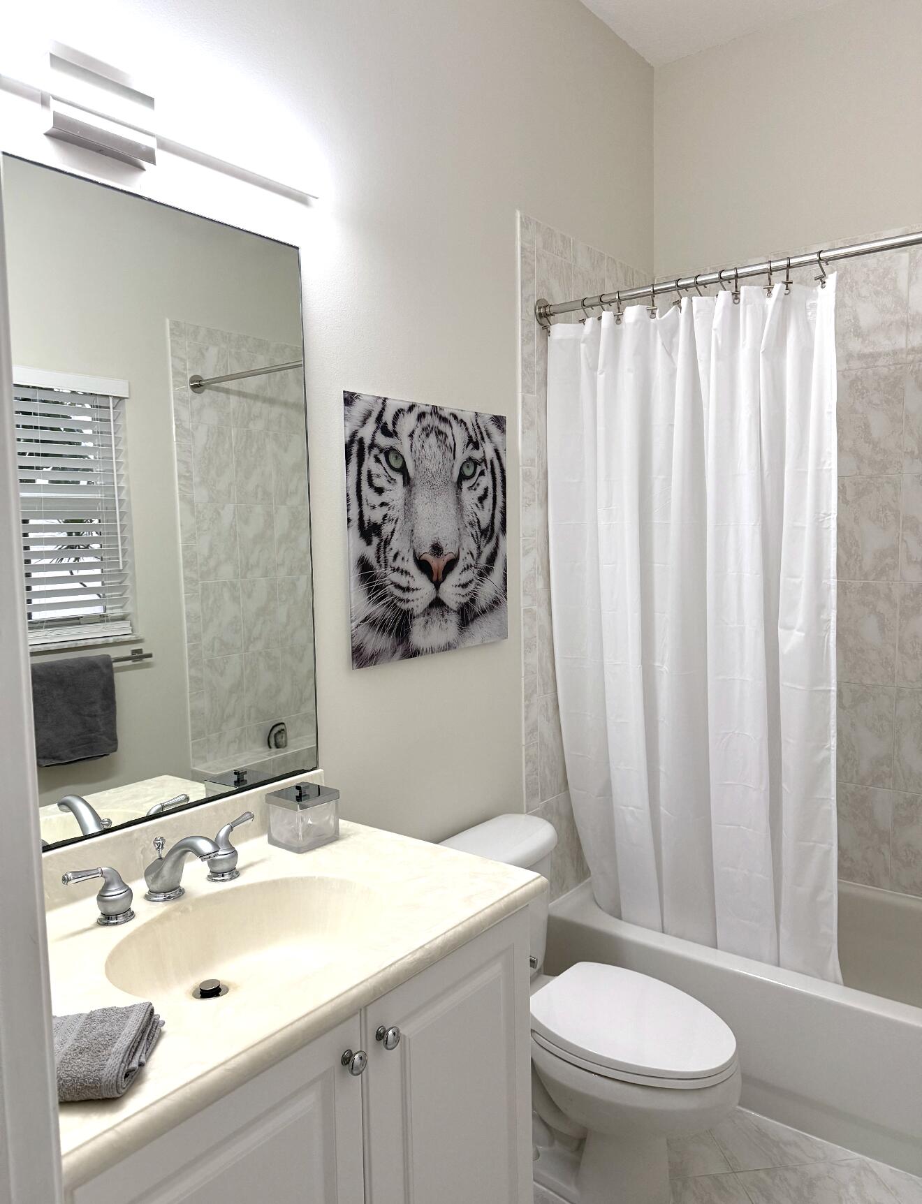 ROLLING HILLS GOLF ESTATES - Residential