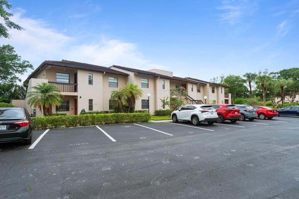 Photo of 9287 Vista Del Lago #13-B, Boca Raton, FL 33428 (MLS # R11062098)