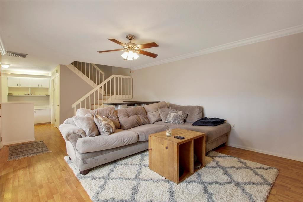 Photo of 1404 14th Court, Palm Beach Gardens, FL 33410 (MLS # R10660400)