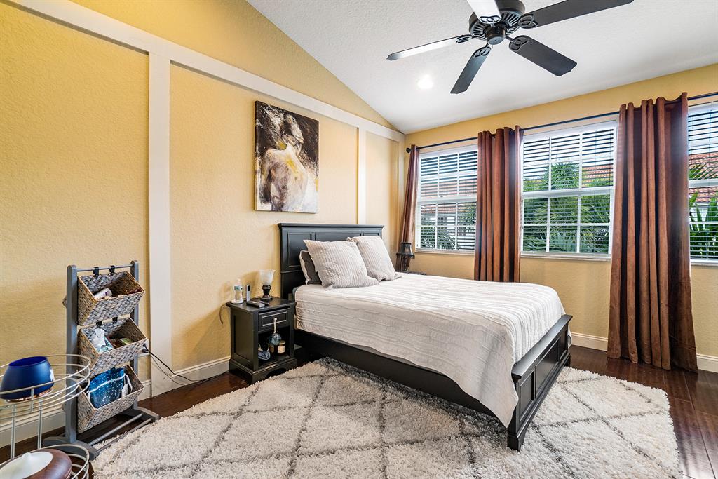 OCEAN CAY - Residential