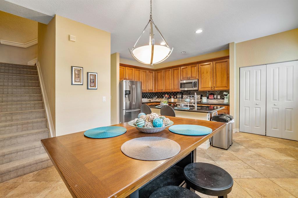 OCEAN CAY - Residential