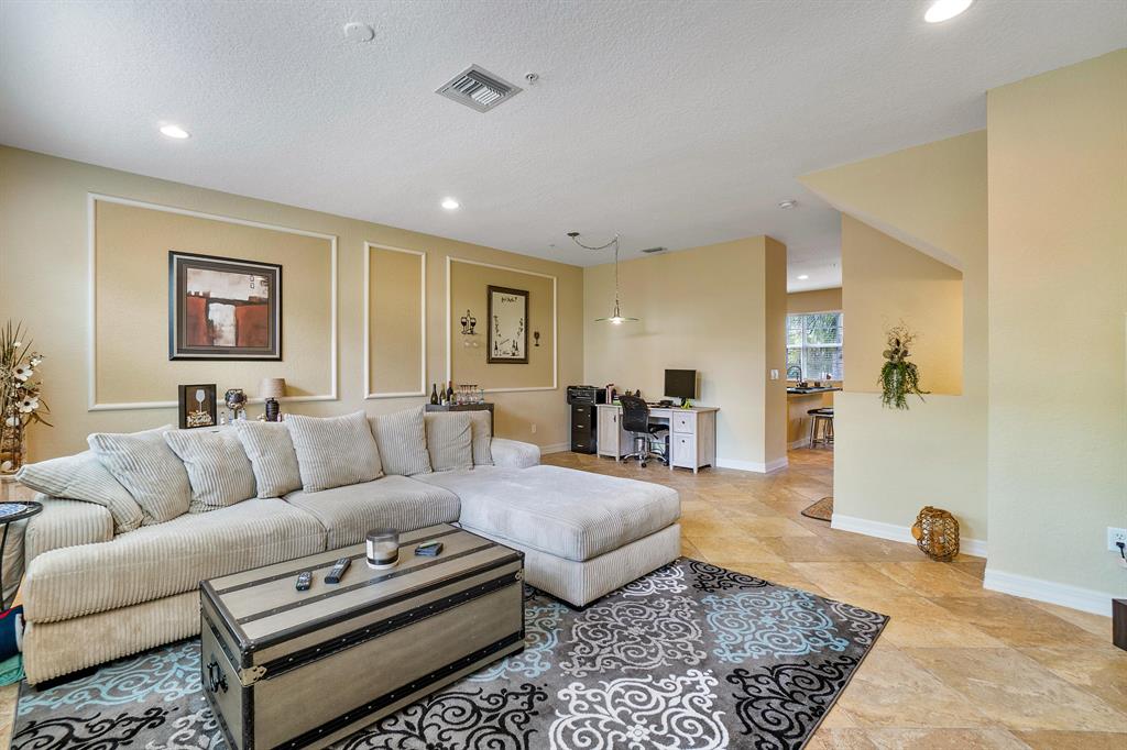 OCEAN CAY - Residential