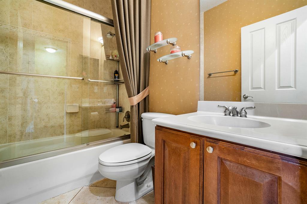 OCEAN CAY - Residential