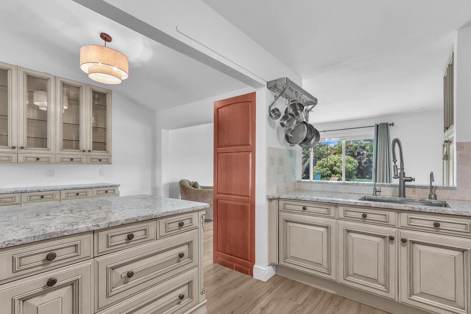 JUPITER VLG - Residential