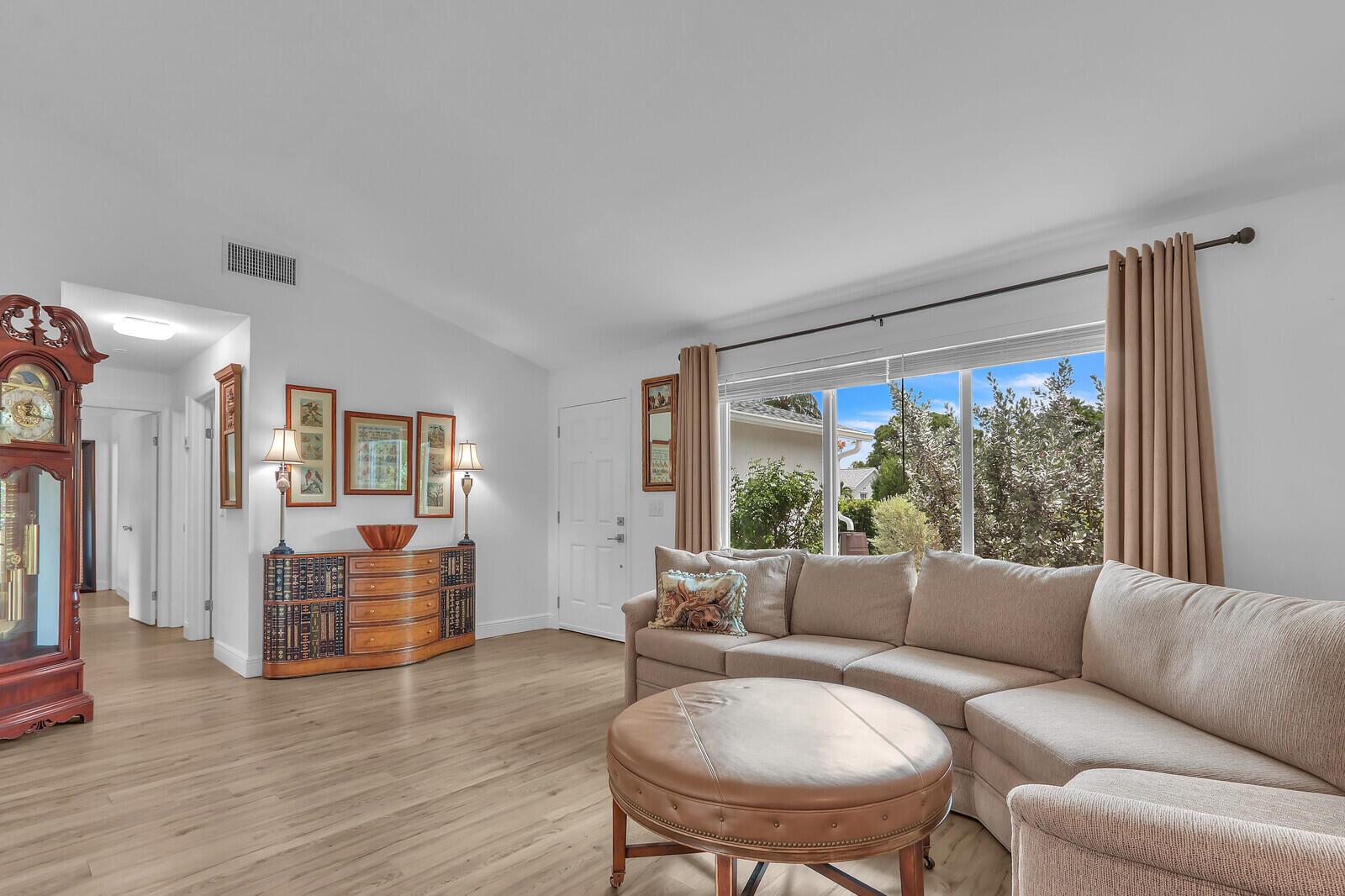 JUPITER VLG - Residential