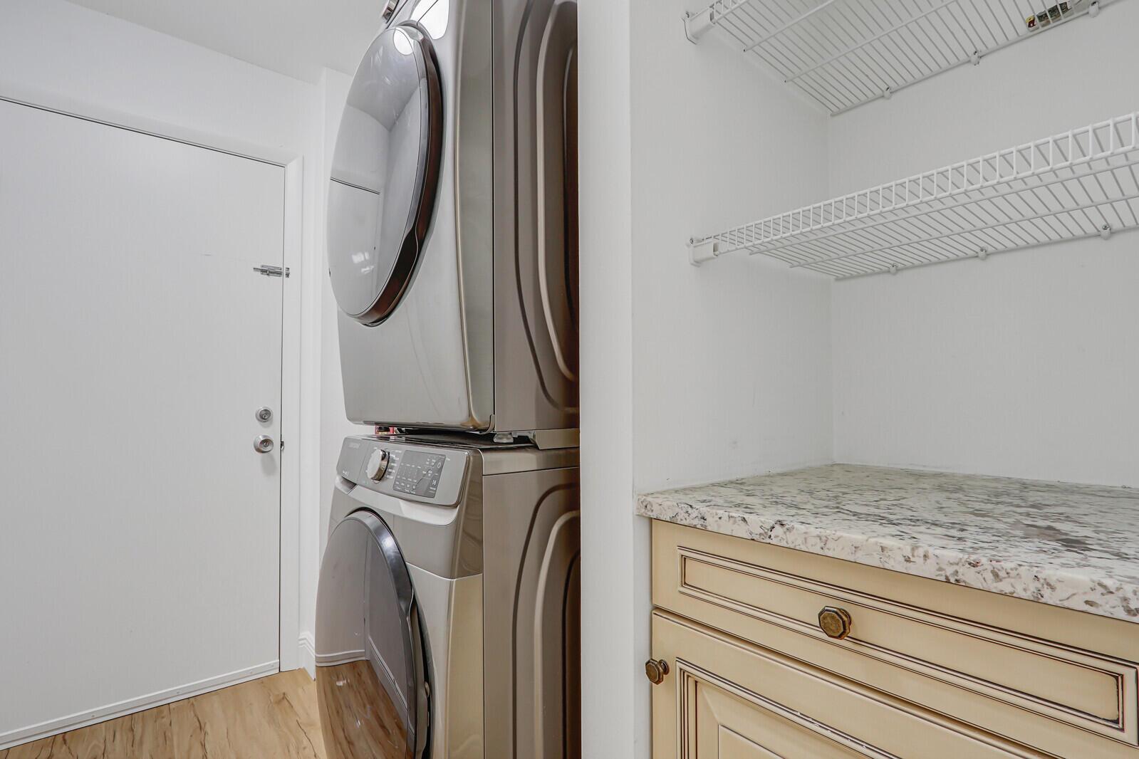 JUPITER VLG - Residential