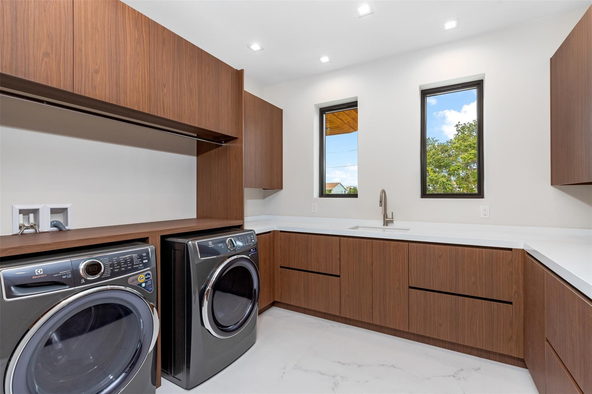 CORAL RIDGE - Residential