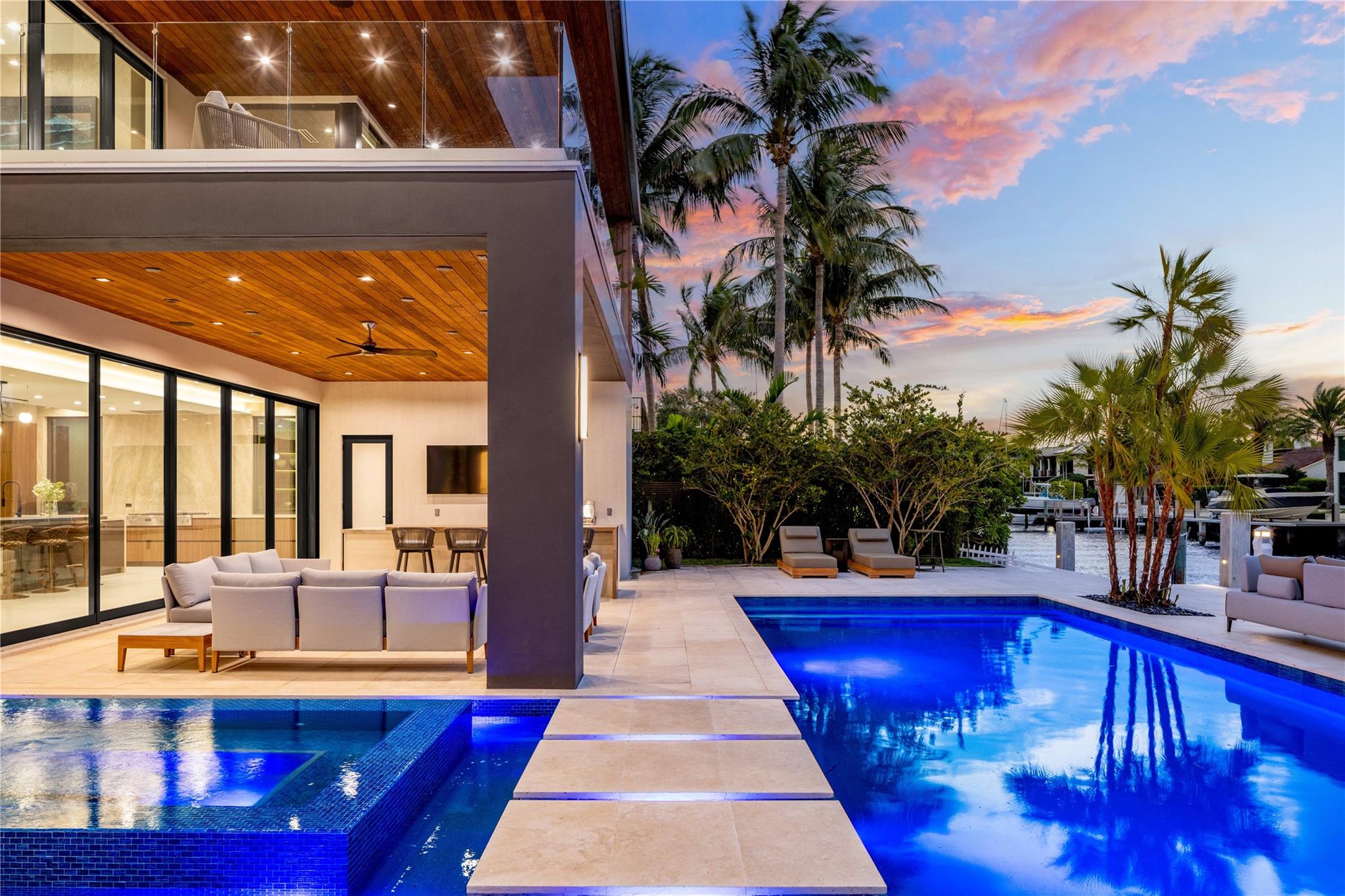 CORAL RIDGE - Residential