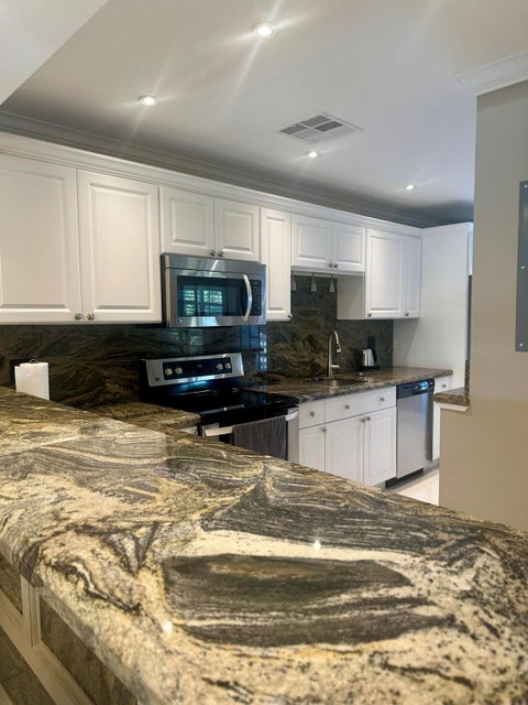 Featured picture for the property R11041560