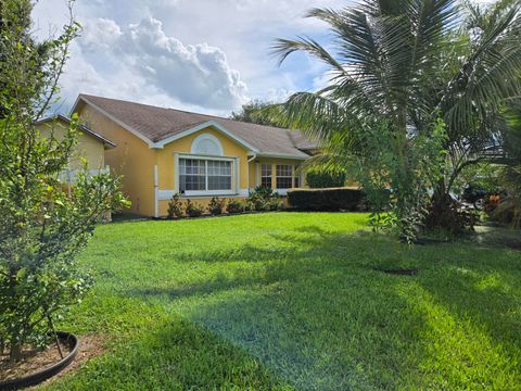 A home in Port St Lucie