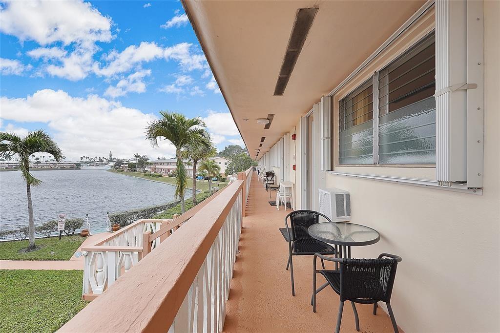 1000 SW 10th Ave 22