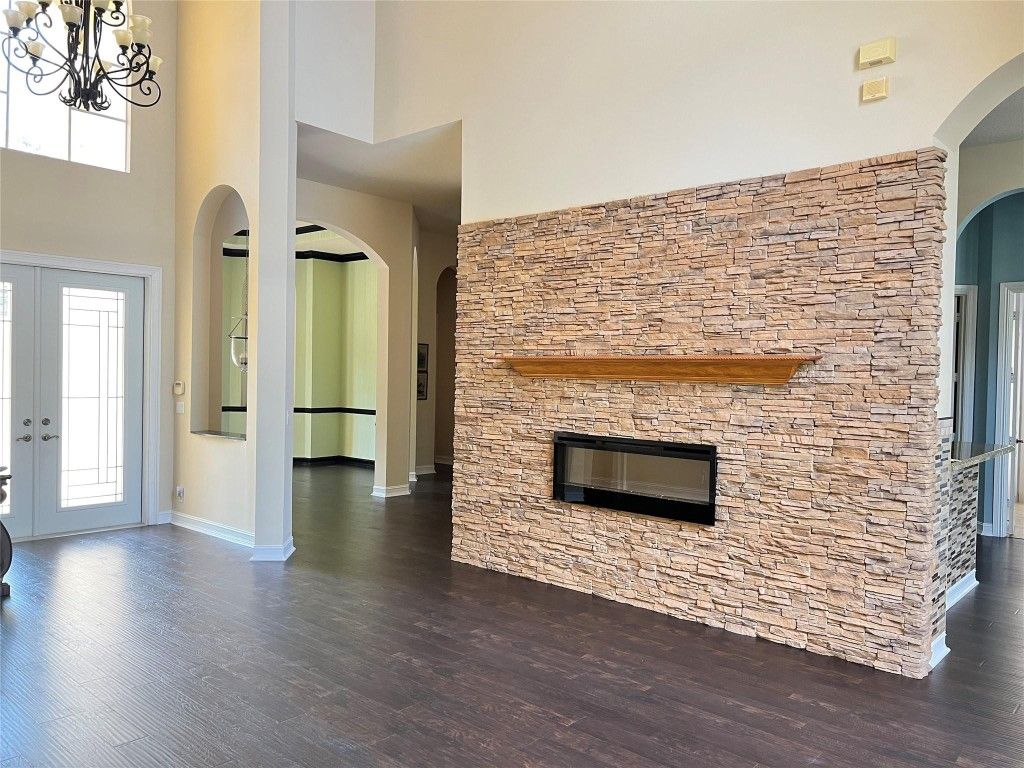 Photo of 520 Edgebrook Lane, West Palm Beach, FL 33411 (MLS # F10464352)
