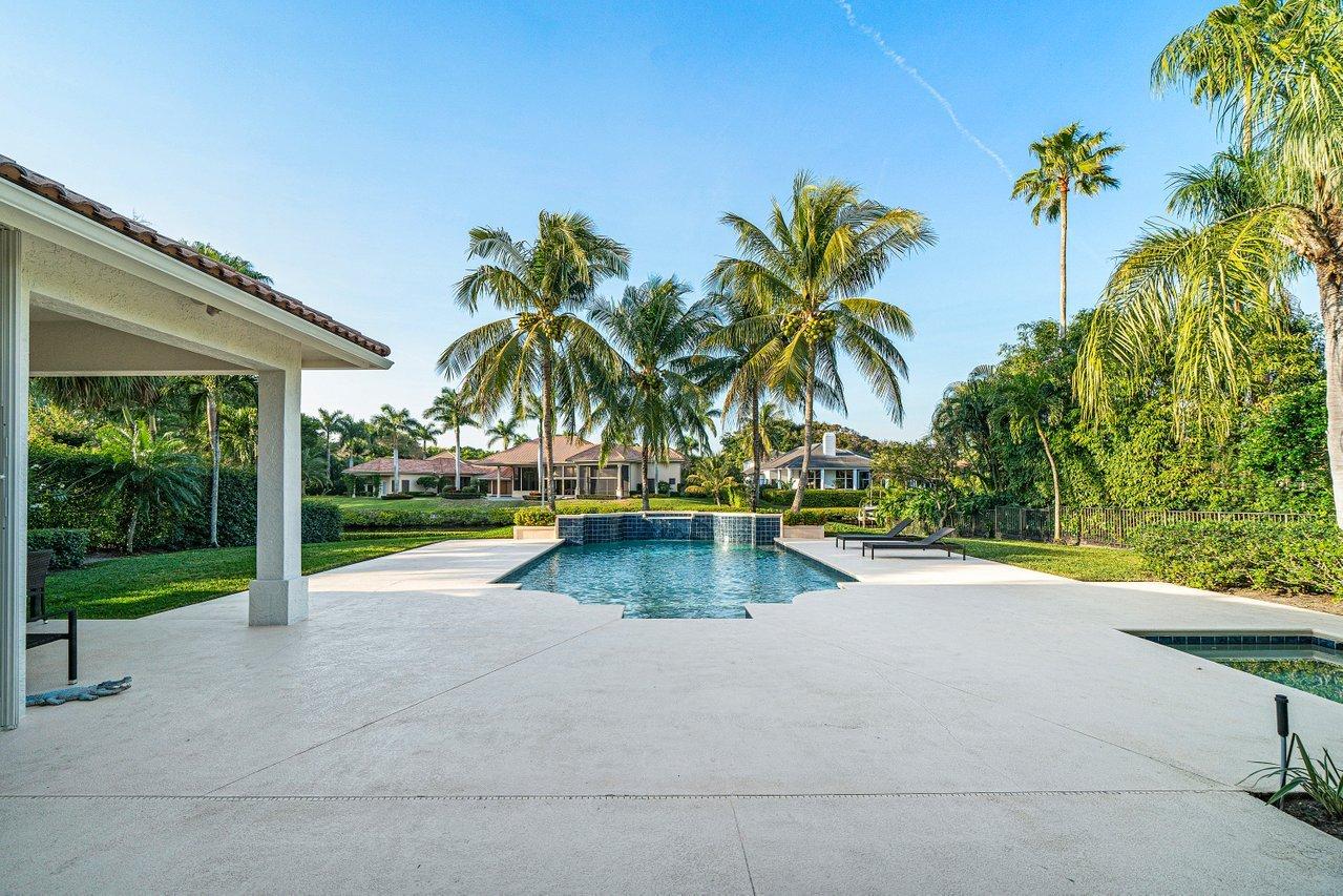 FRENCHMANS CREEK - Residential