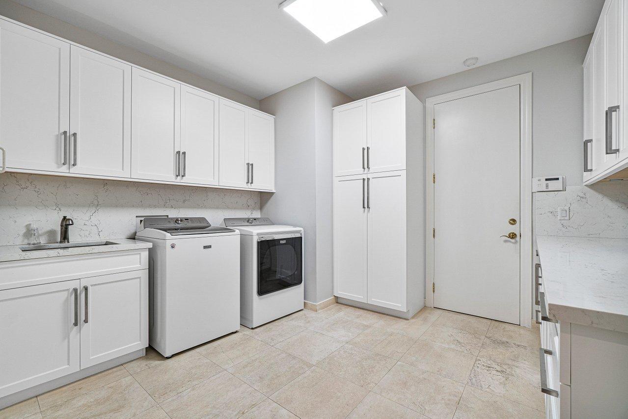 FRENCHMANS CREEK - Residential