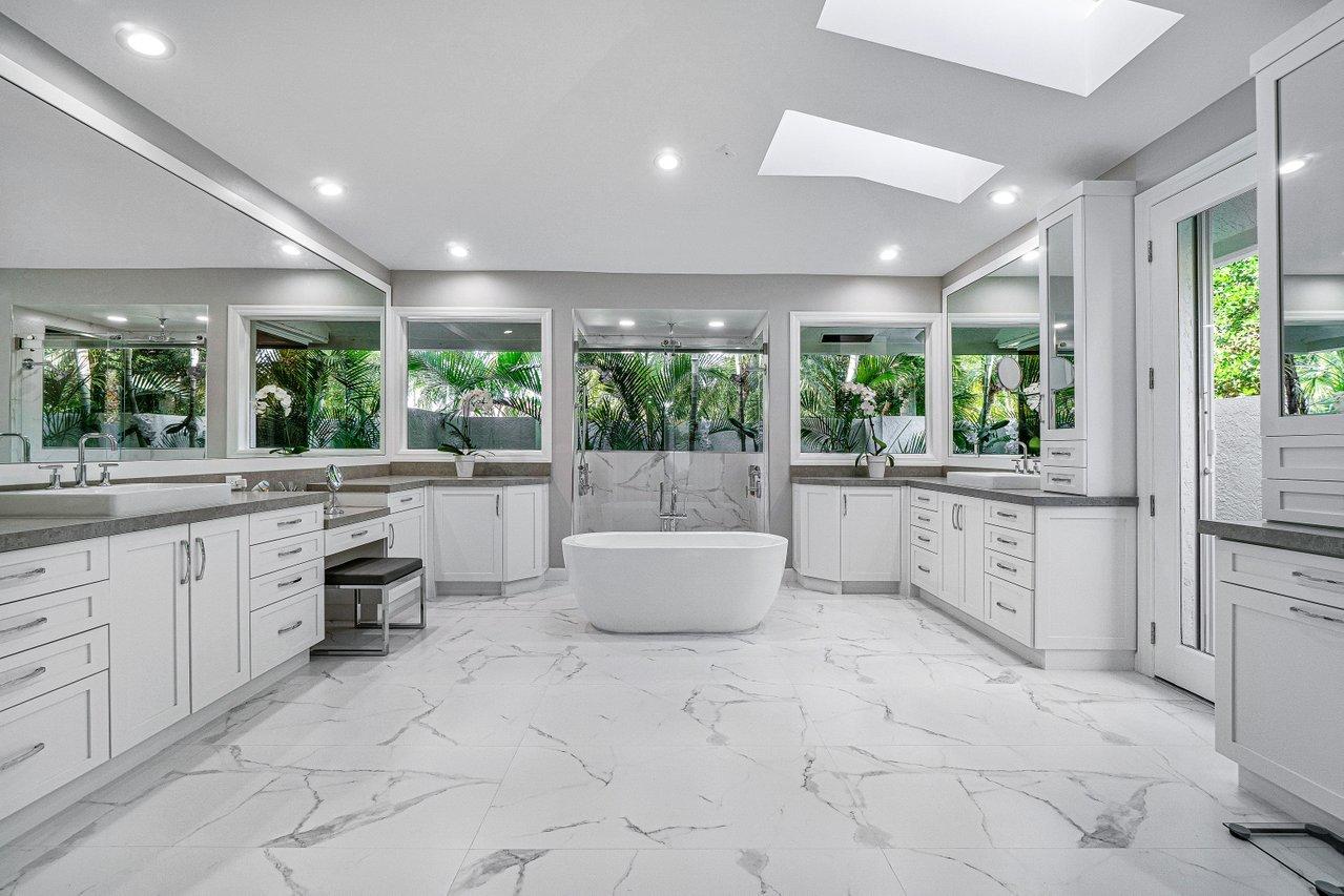 FRENCHMANS CREEK - Residential