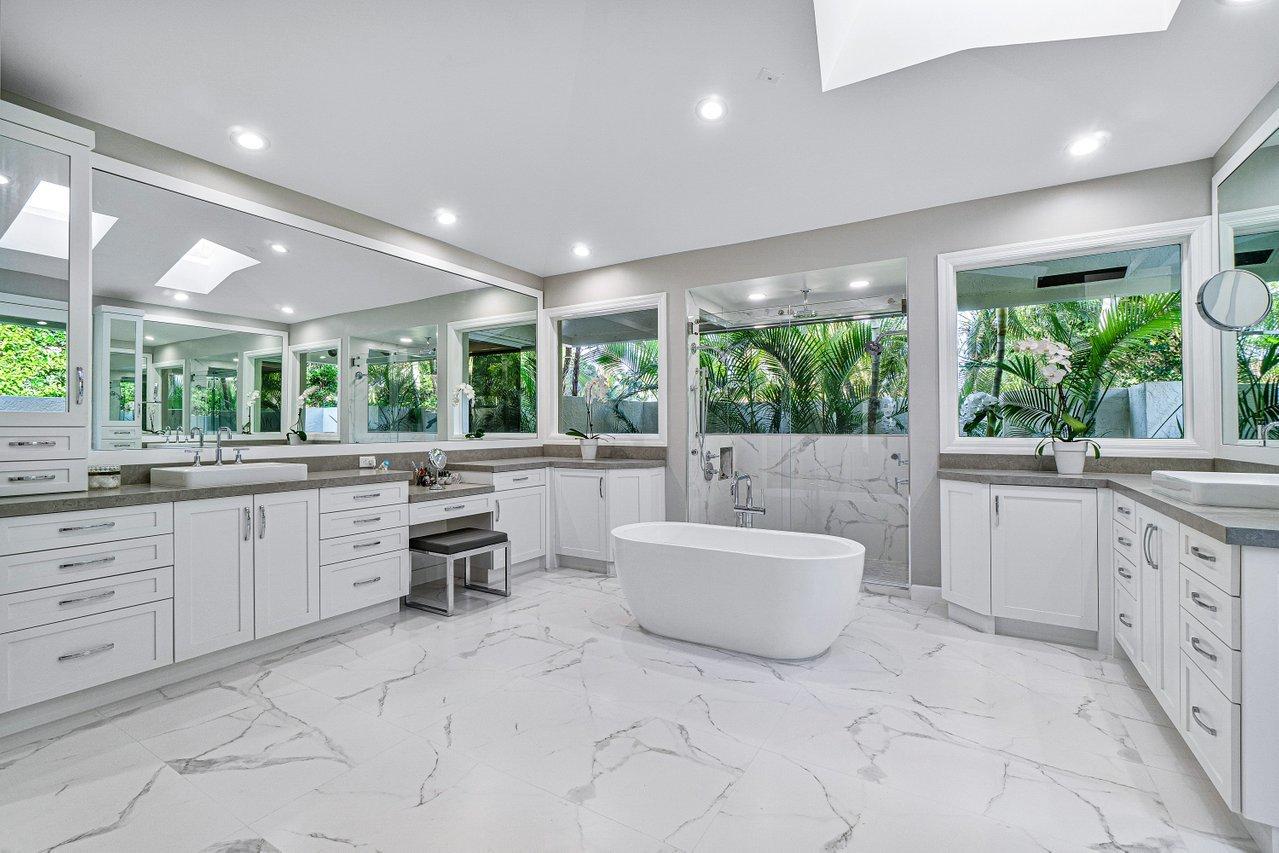 FRENCHMANS CREEK - Residential