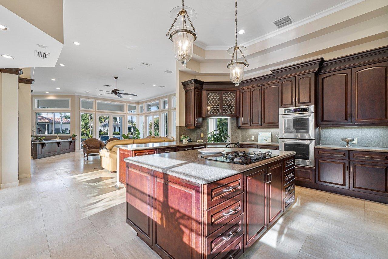 FRENCHMANS CREEK - Residential