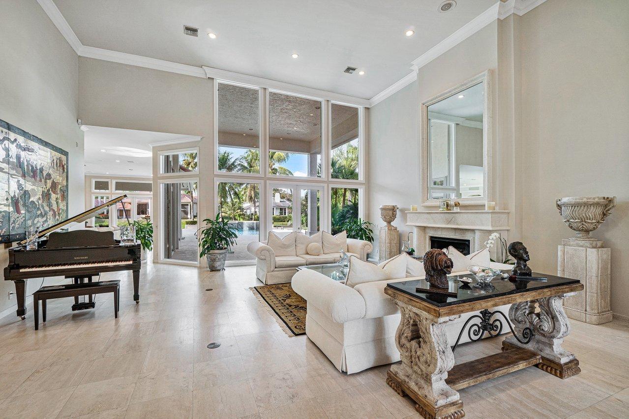 FRENCHMANS CREEK - Residential