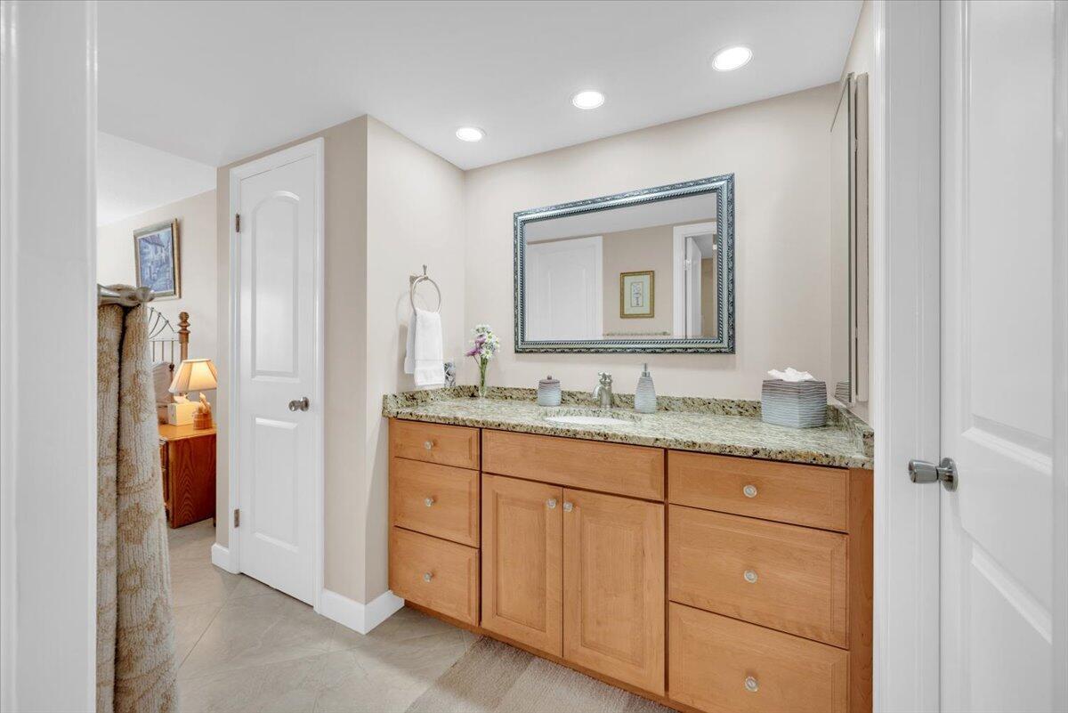 OCEAN PARKS CONDO - Residential