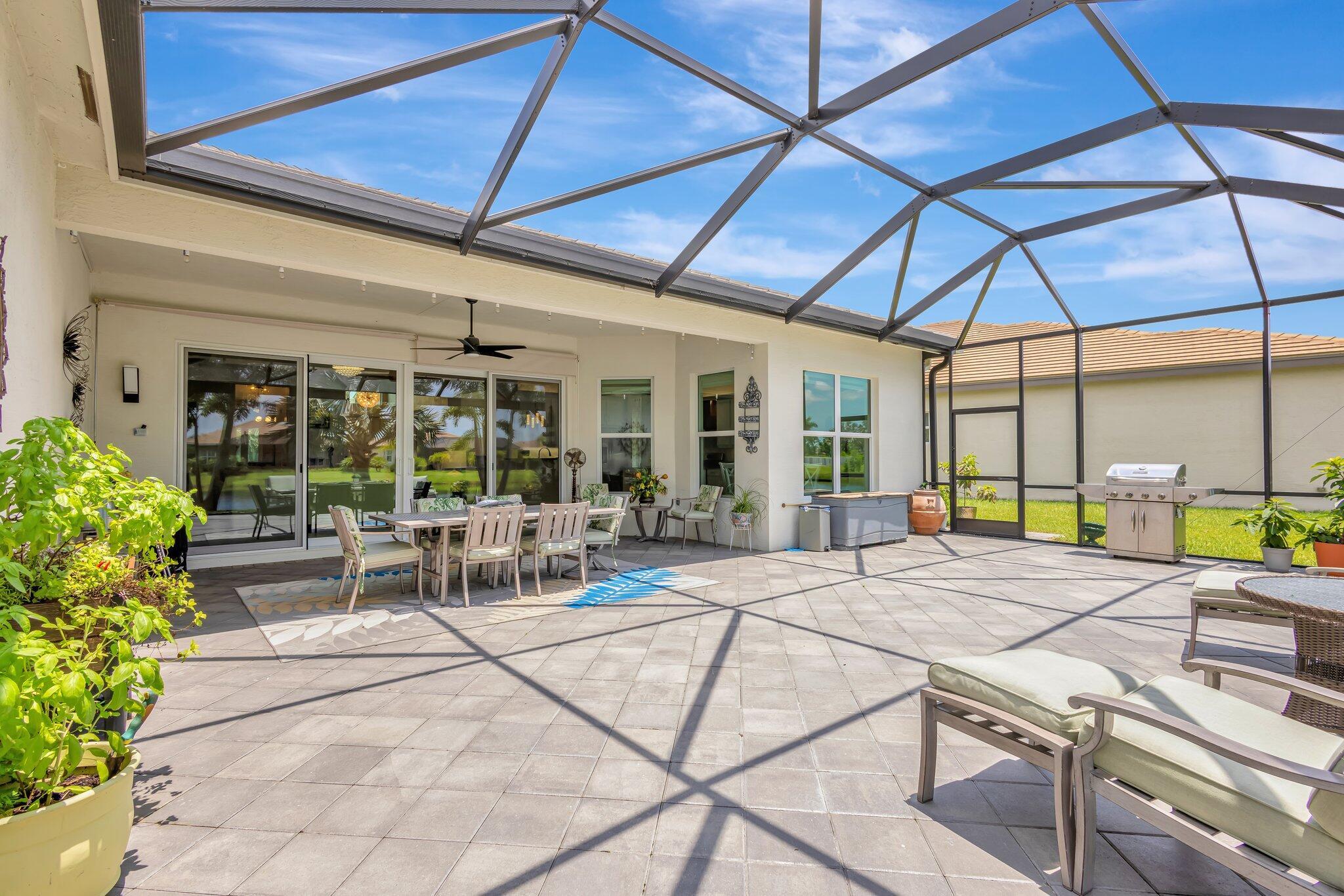 RIVERLAND - Residential