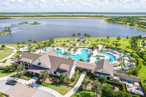 A home in Loxahatchee