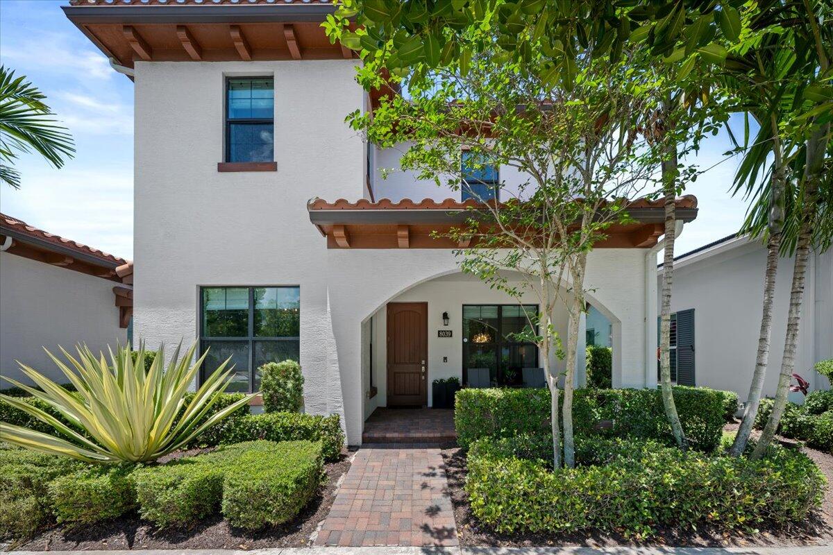 8039 Hobbes Way