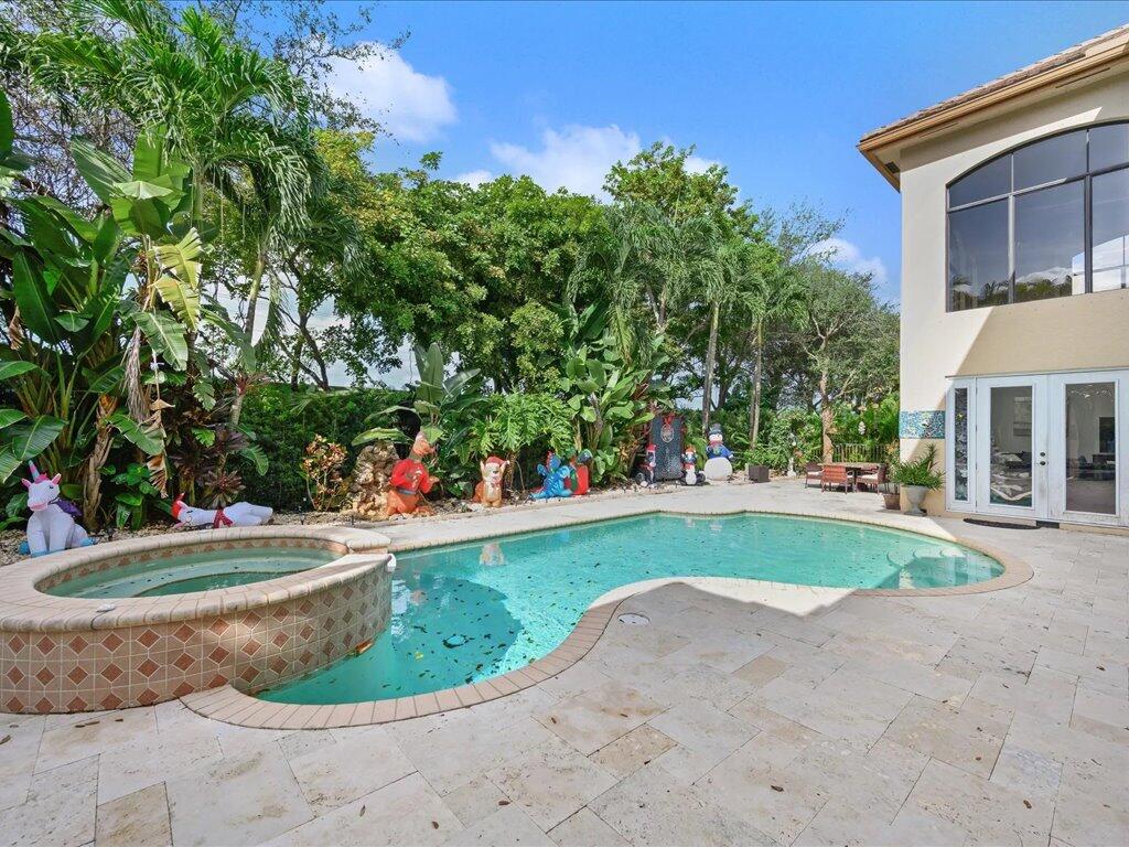 VERSAILLES - Residential