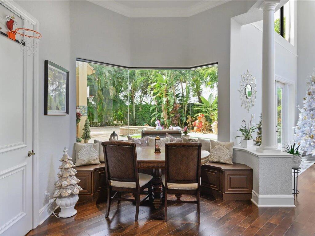 VERSAILLES - Residential