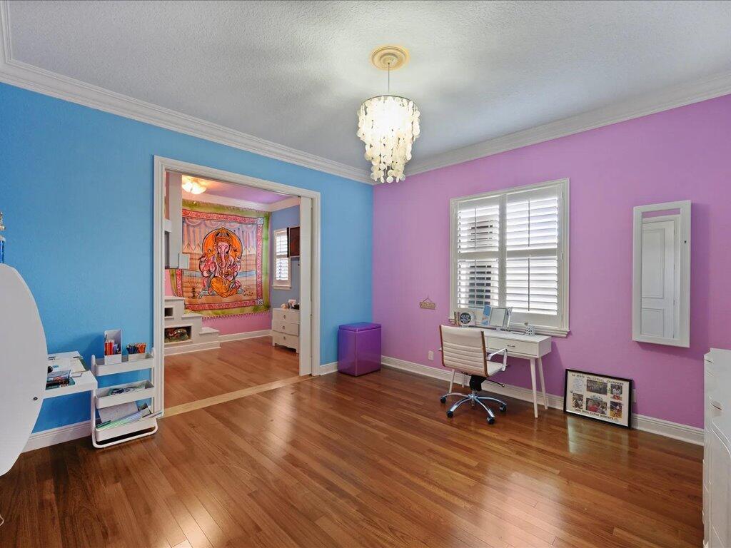 VERSAILLES - Residential