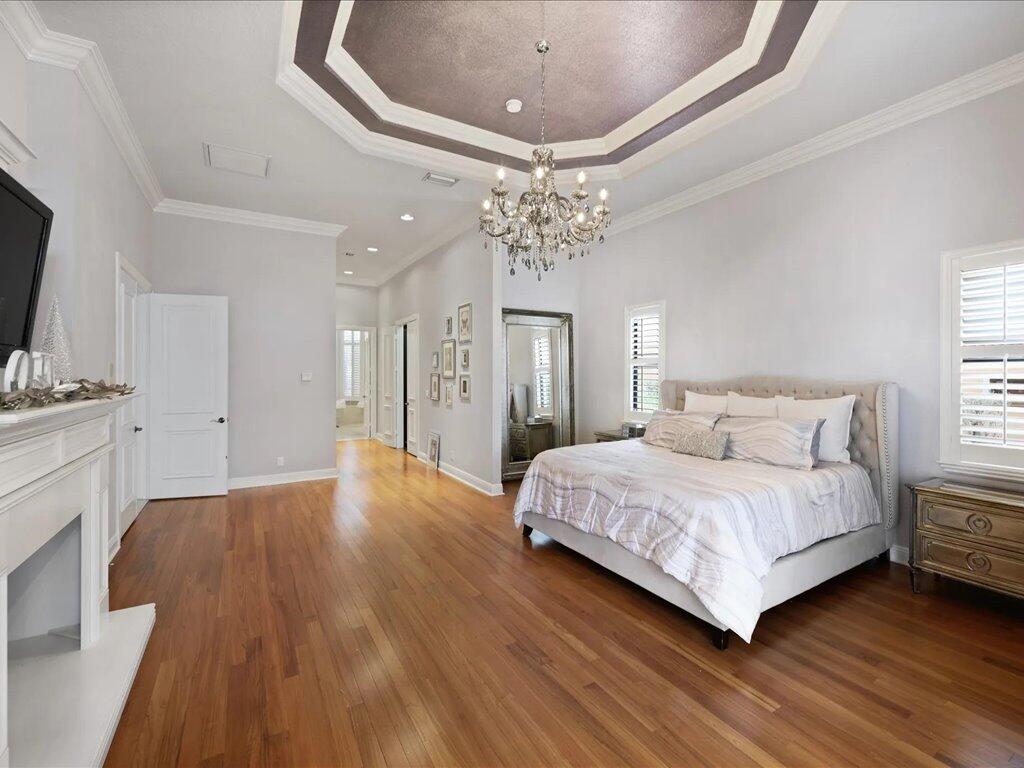 VERSAILLES - Residential