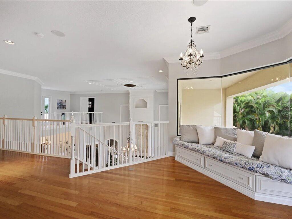 VERSAILLES - Residential