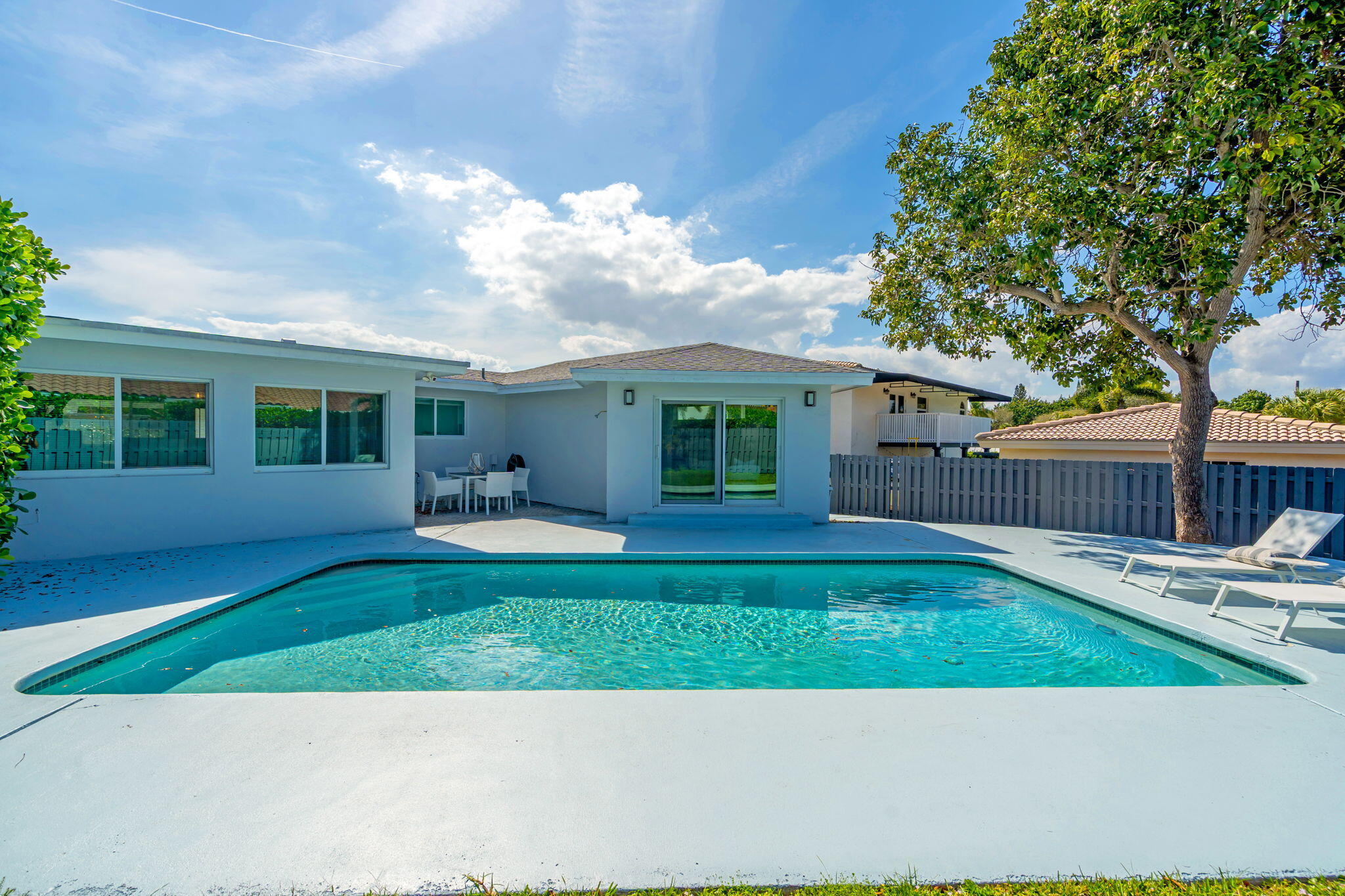 CONFERENCE RIDGE IN - Residential