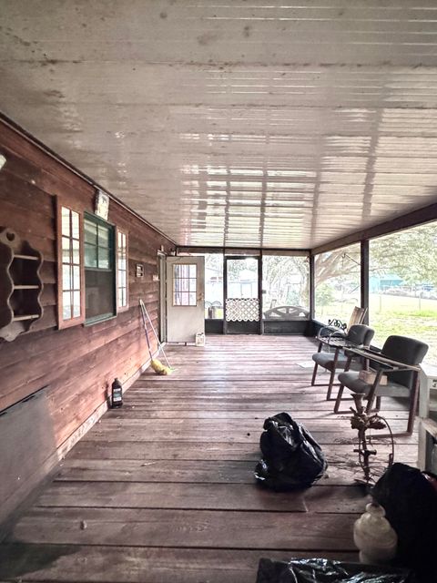 A home in Okeechobee