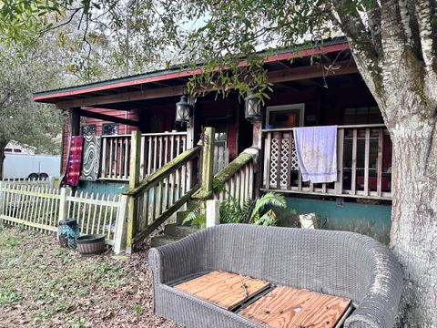 A home in Okeechobee