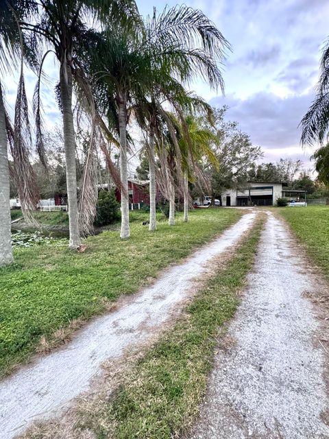 A home in Okeechobee