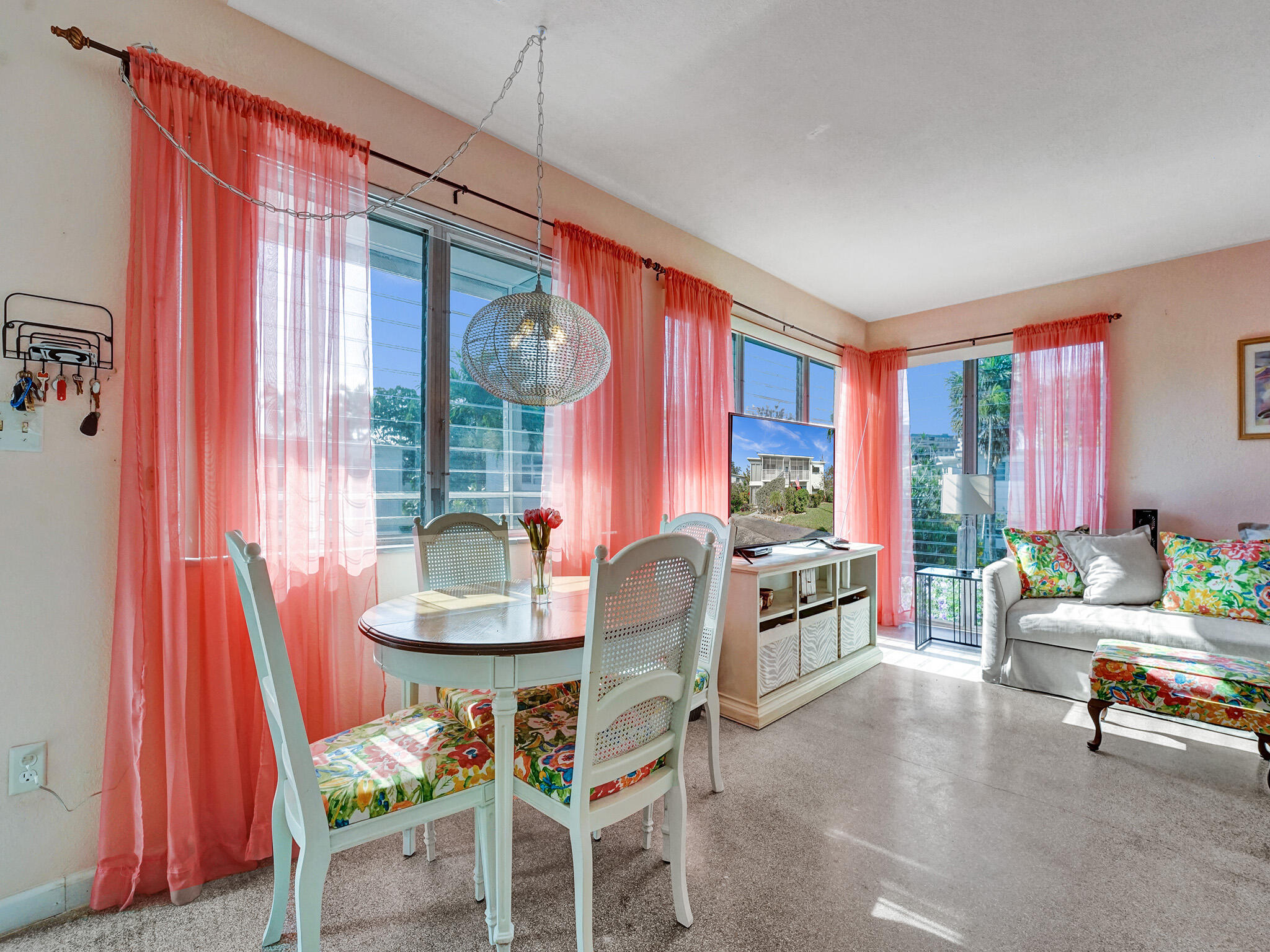 CLIFF LAKE VILLAS CO-OP - Residential