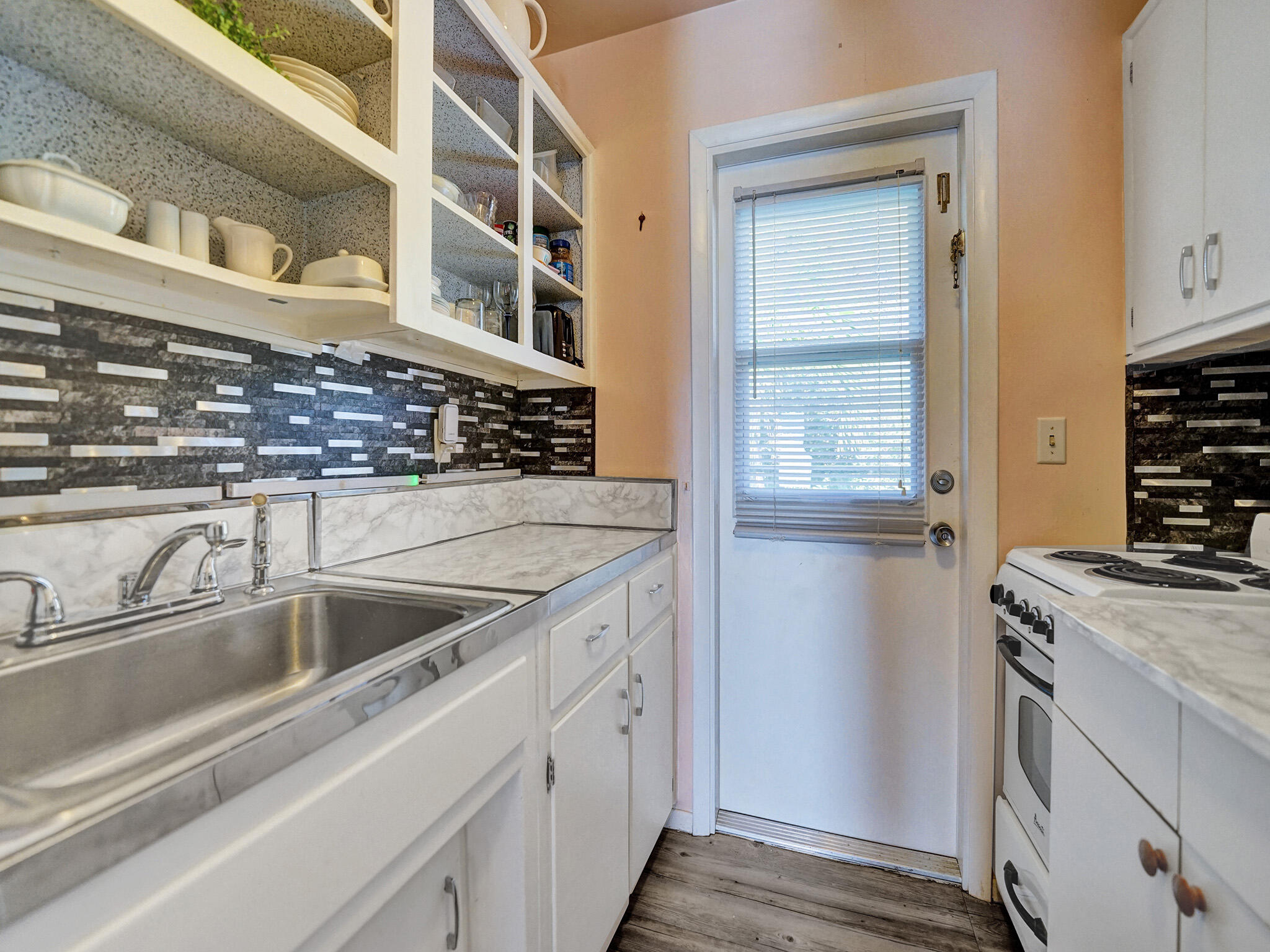 CLIFF LAKE VILLAS CO-OP - Residential