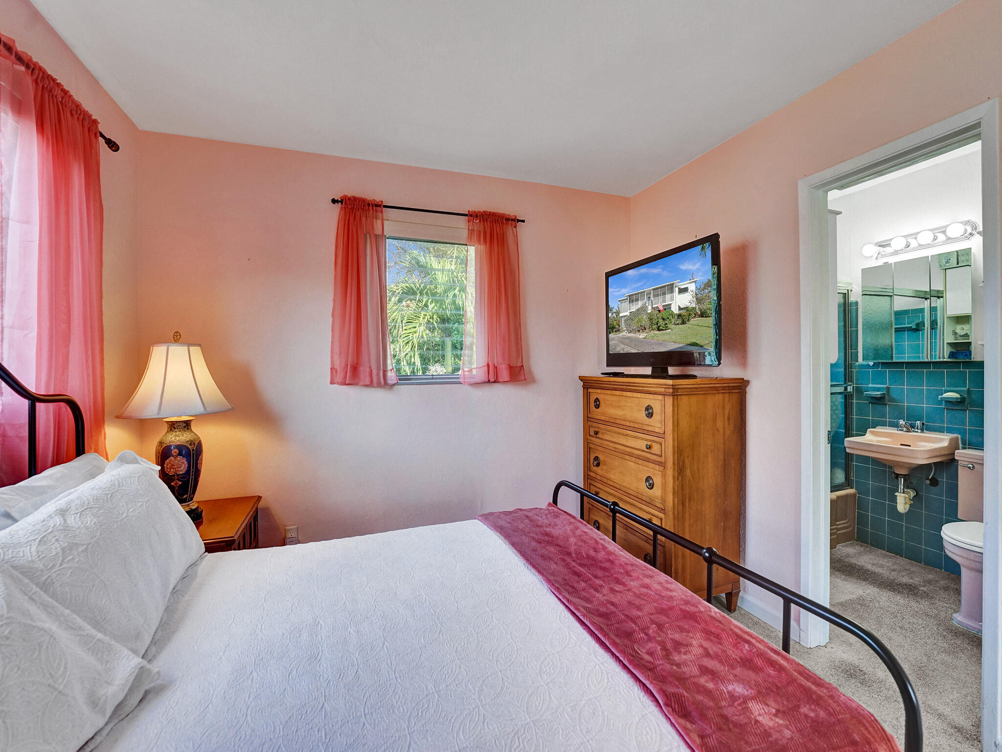 CLIFF LAKE VILLAS CO-OP - Residential