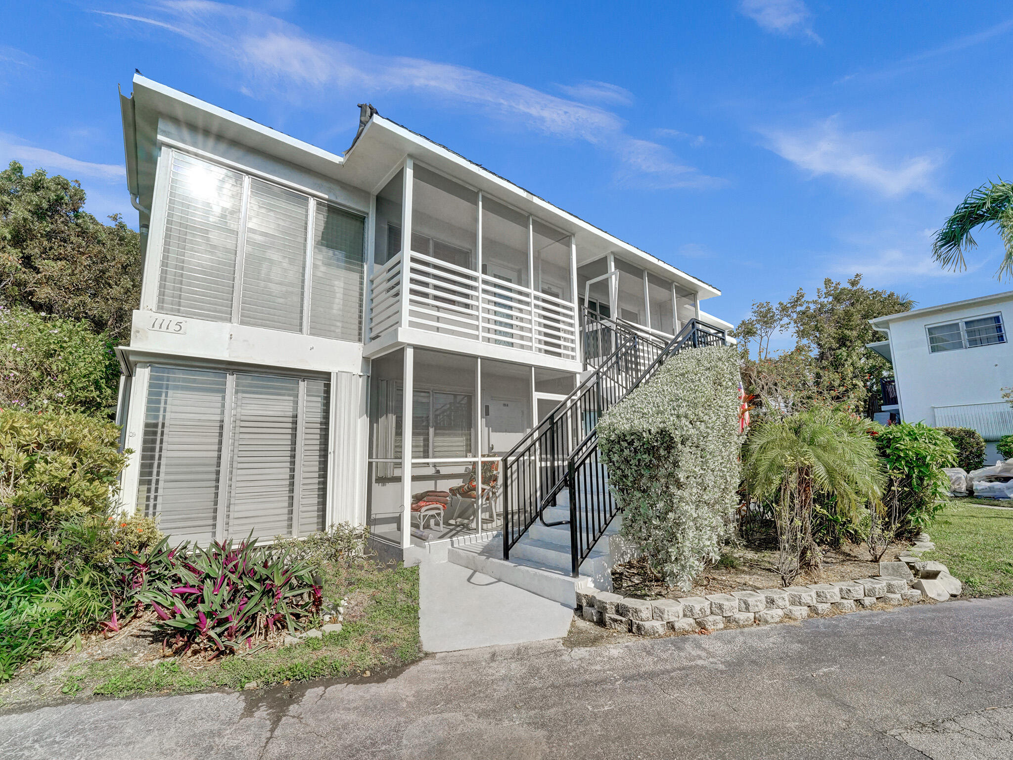 CLIFF LAKE VILLAS CO-OP - Residential