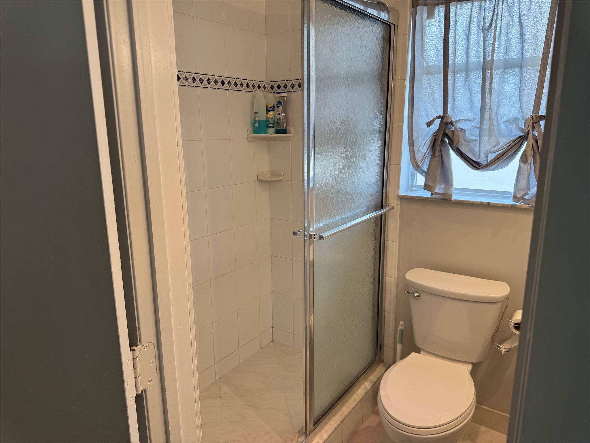 GARDEN ISLES SEC 3 - Residential Lease