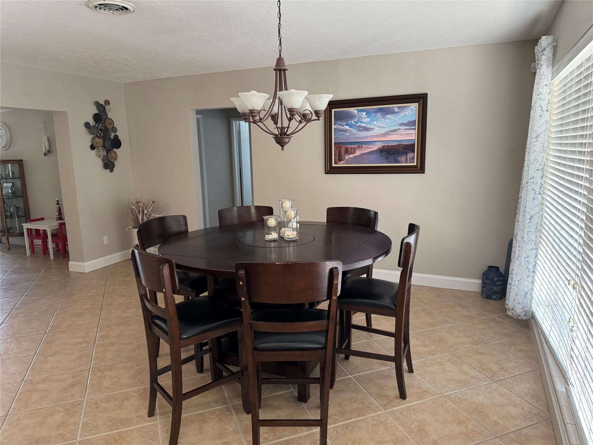 GARDEN ISLES SEC 3 - Residential Lease