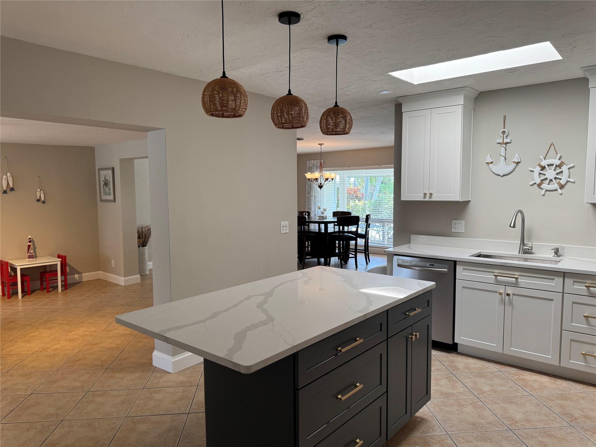 GARDEN ISLES SEC 3 - Residential Lease