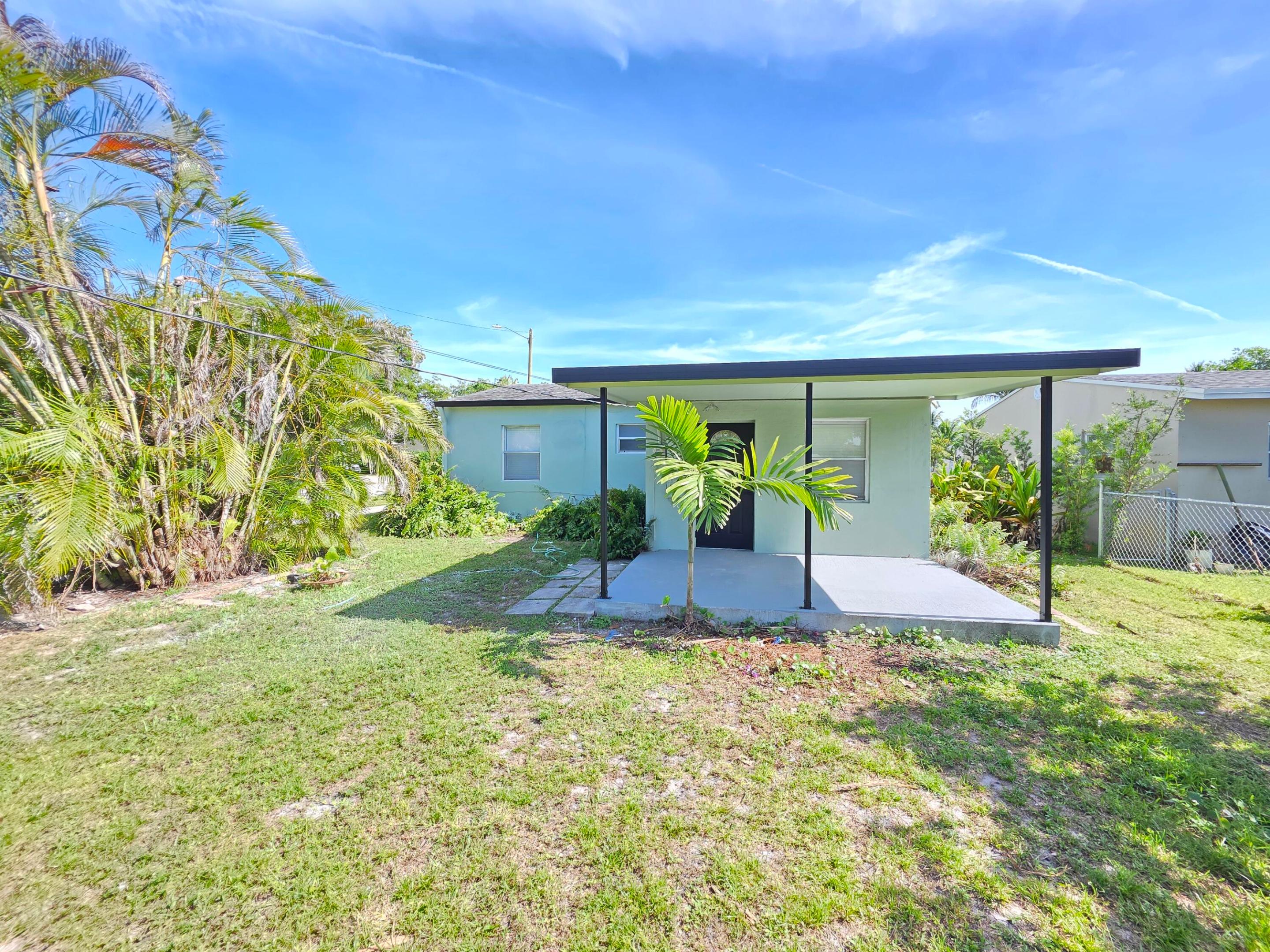 HOLLYWOOD PARK - Residential