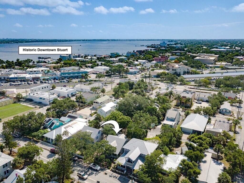 Photo of 420 SW California Avenue, Stuart, FL 34994 (MLS # B26017640)