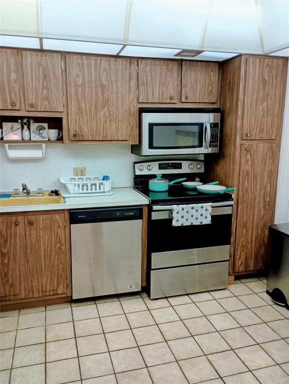 3200 N Palm Aire Drive 105